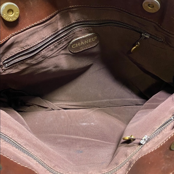 Chanel tote - Picture 12 of 15